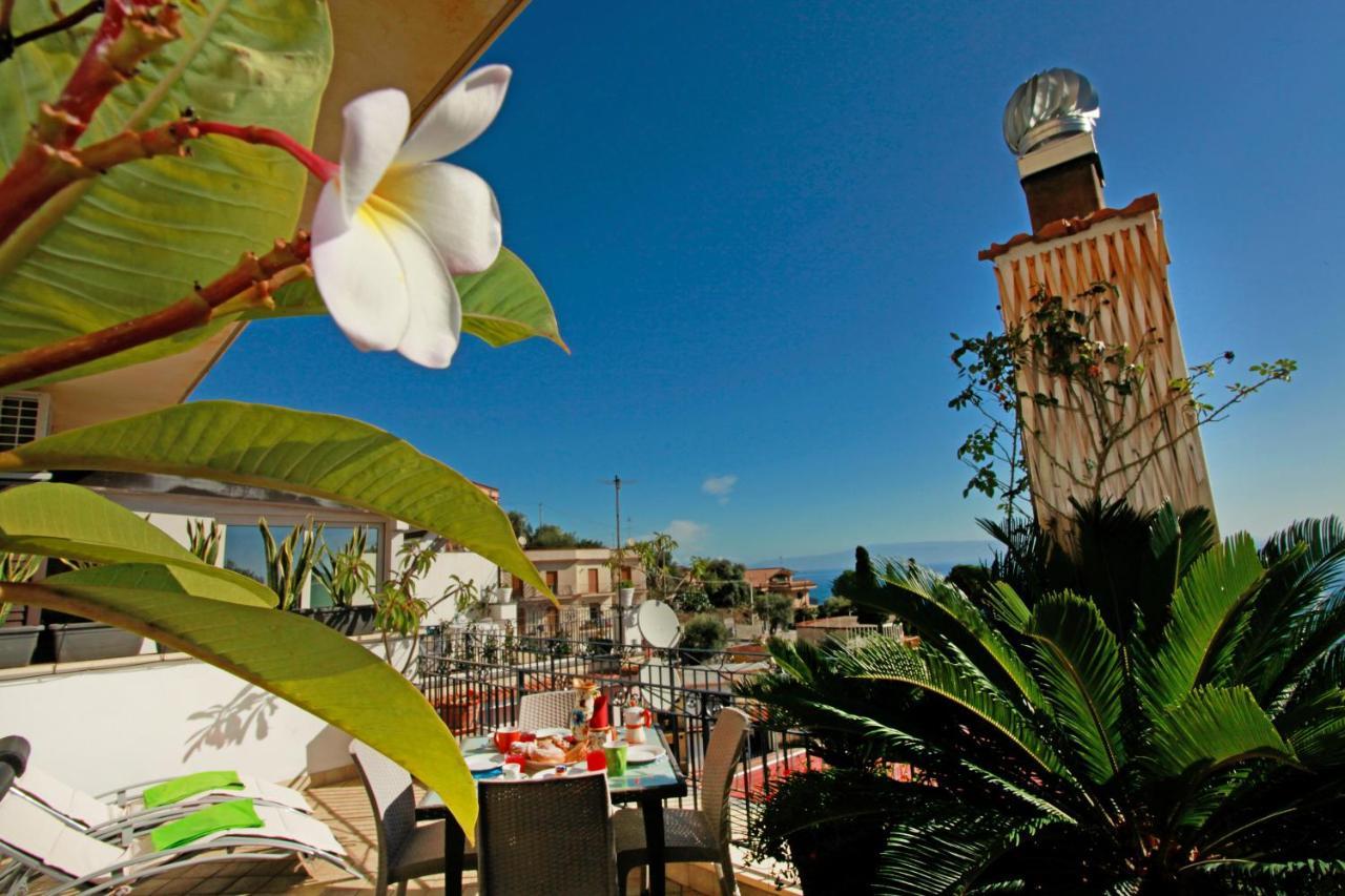 Casa Cloe Lejlighed Taormina Eksteriør billede